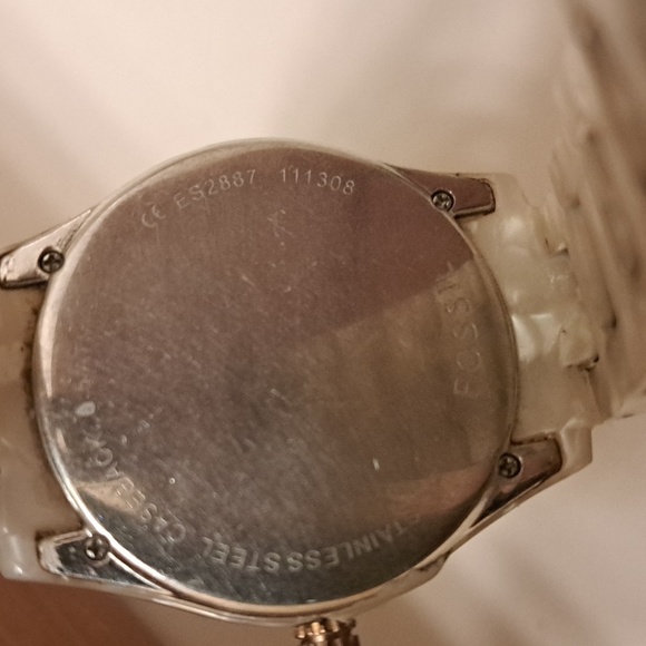 Watch - Picture 3 of 3